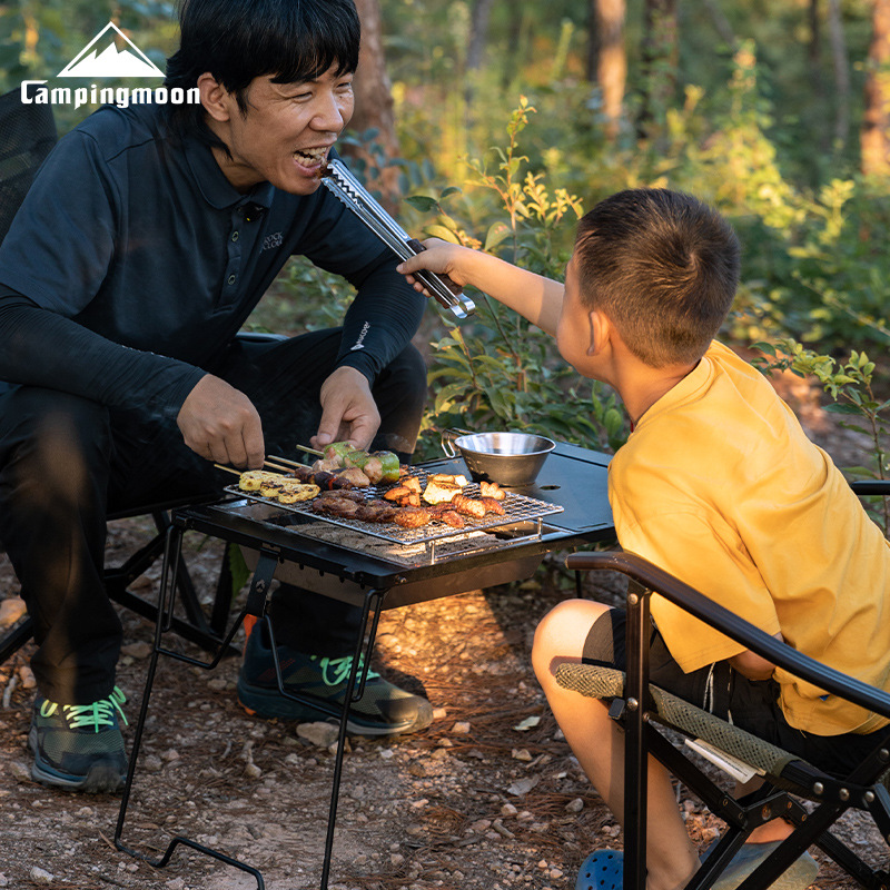 CAMPINGMOON UG-1 IGT Carbon Gr - огляд і ціна Camping Cooking Table With Windshield